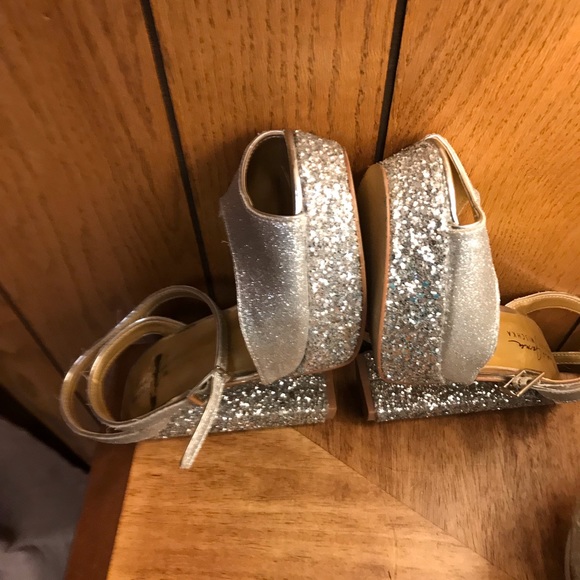 BADGLEY MISCHKA Shoes Open Toe Platform - Silver Sparkle-Size 9 -Good Condition - Picture 7 of 15